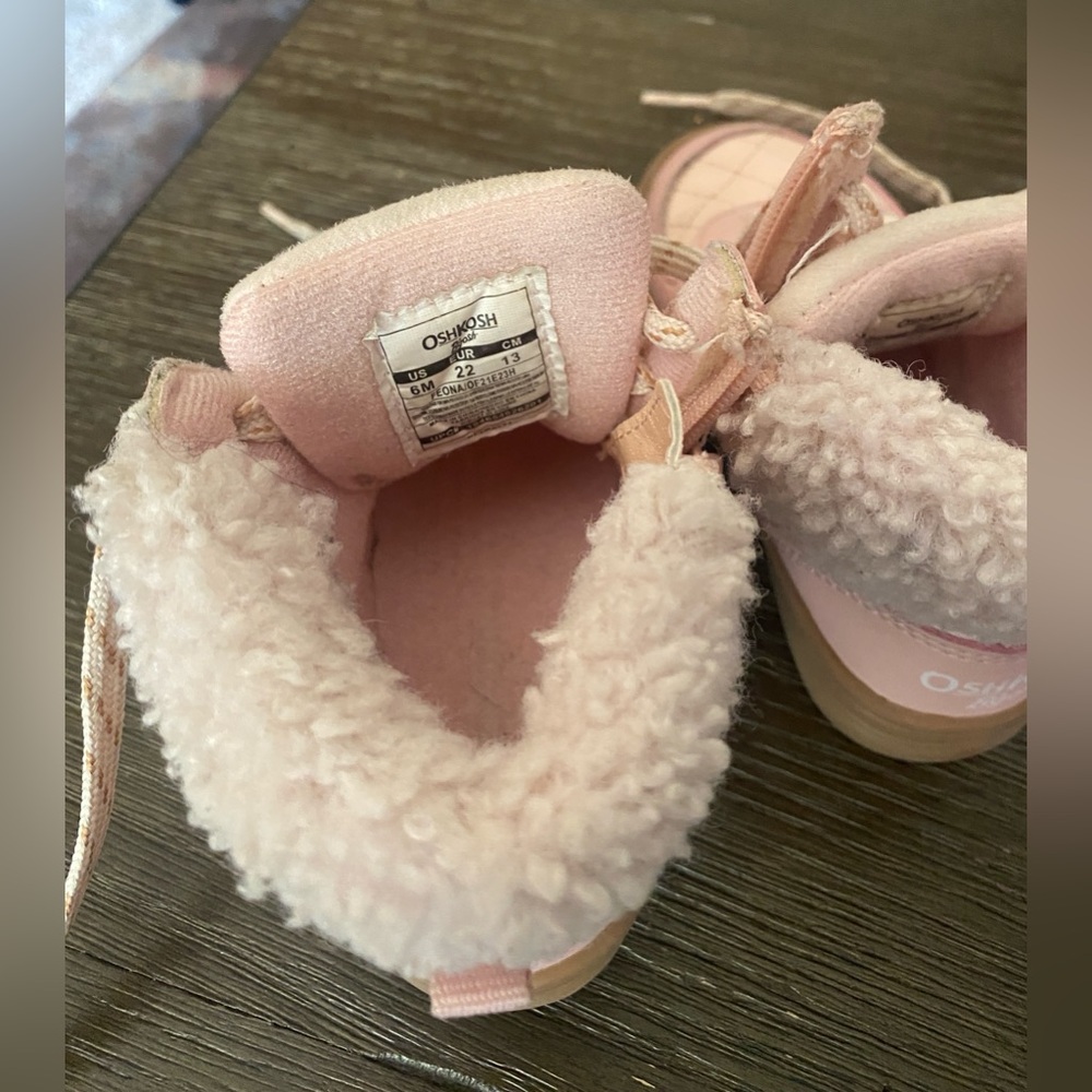 OshKosh B'gosh Light Pink Quilted Kids Boots - Picture 6 of 6